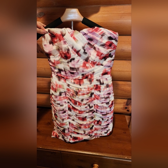 HM Strapless Dress - Picture 4 of 9